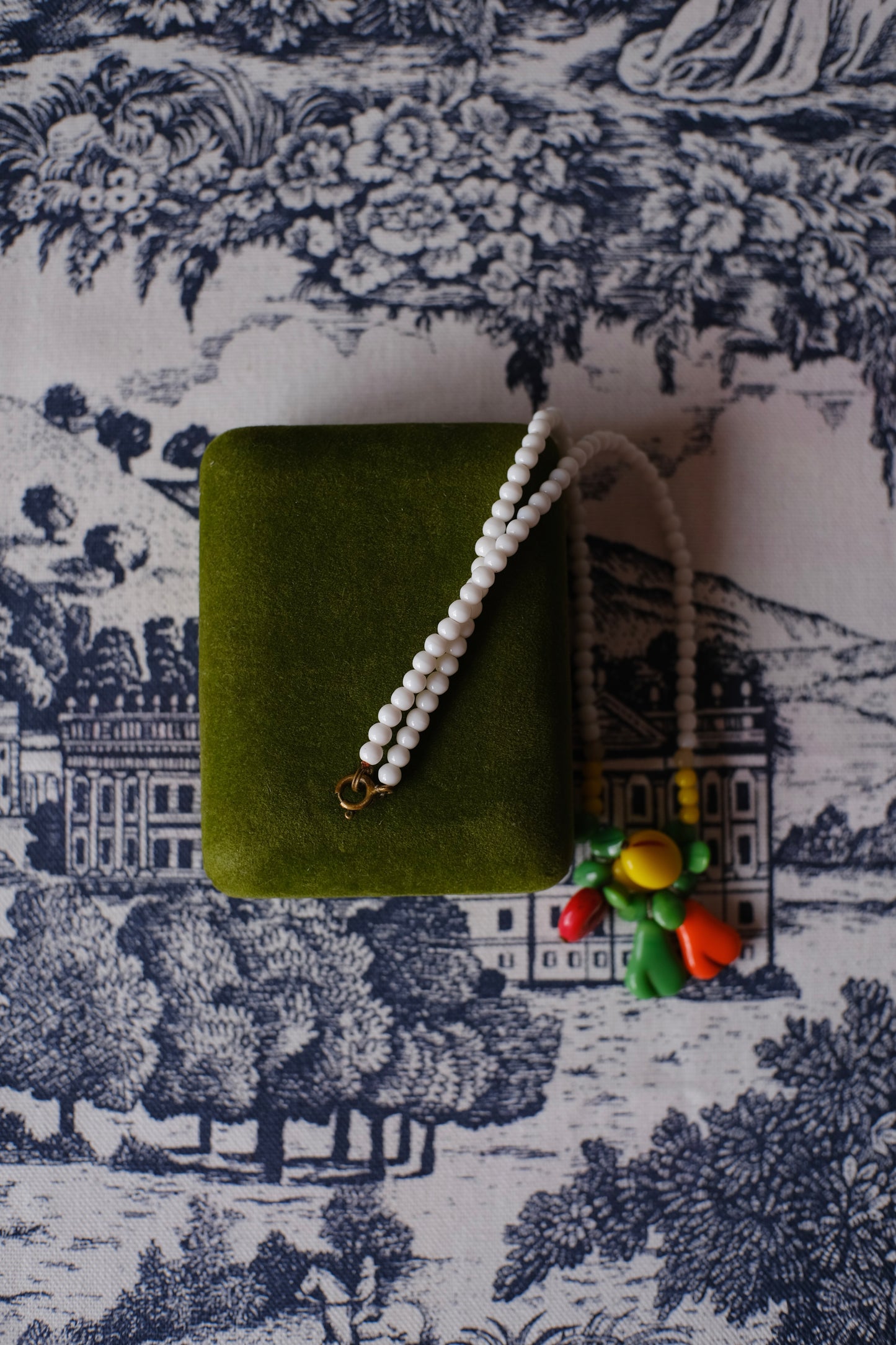 Vintage Tutti Frutti Glass Beads Necklace