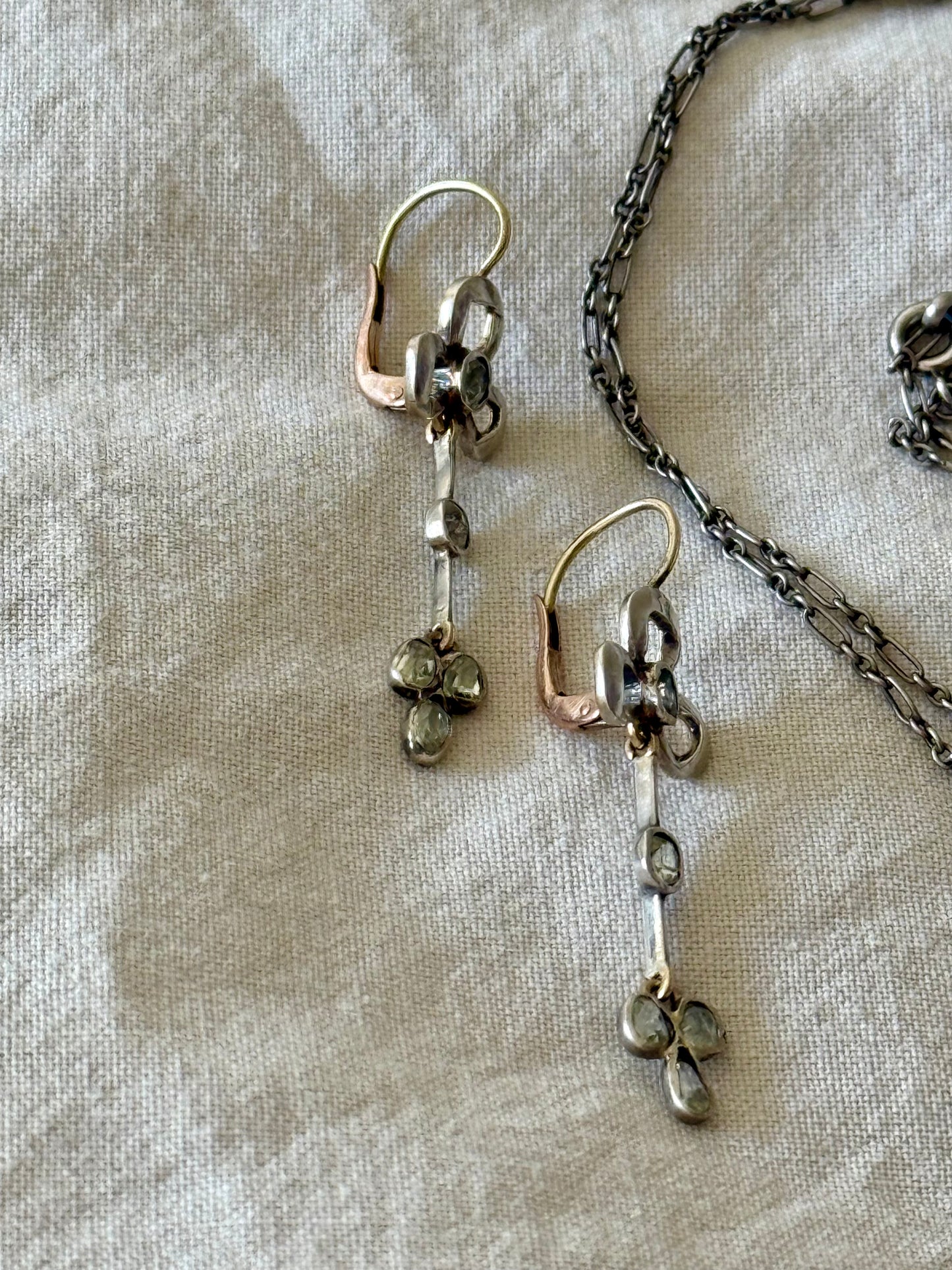 Antique Art Nouveau Peridot Pendant Necklace and Earrings Set