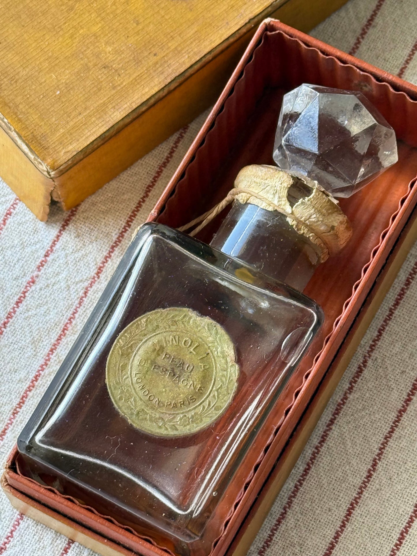 Antique Sealed Peau d’Espagne Perfume by Vinolia, c.1897