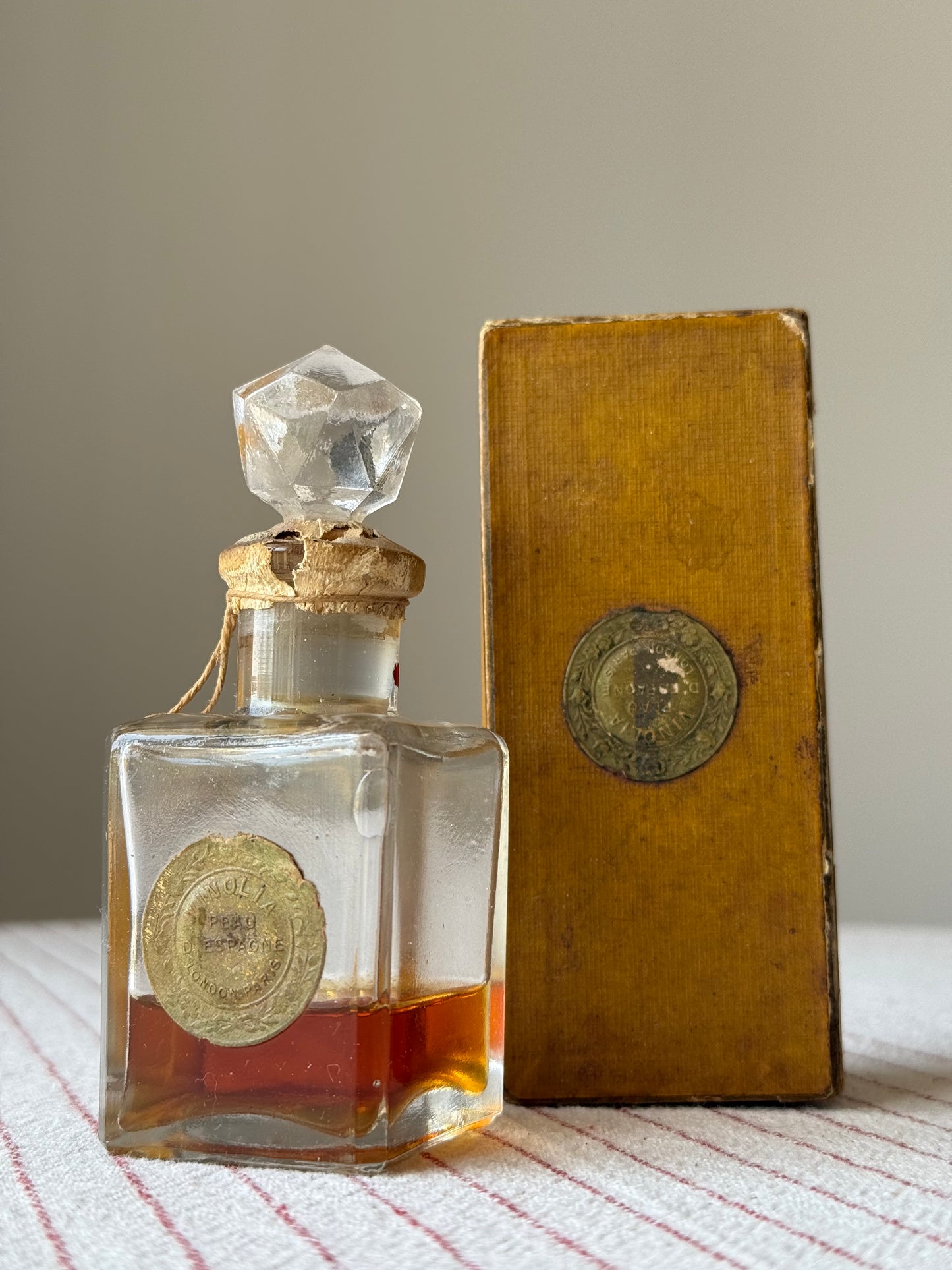 Antique Sealed Peau d’Espagne Perfume by Vinolia, c.1897