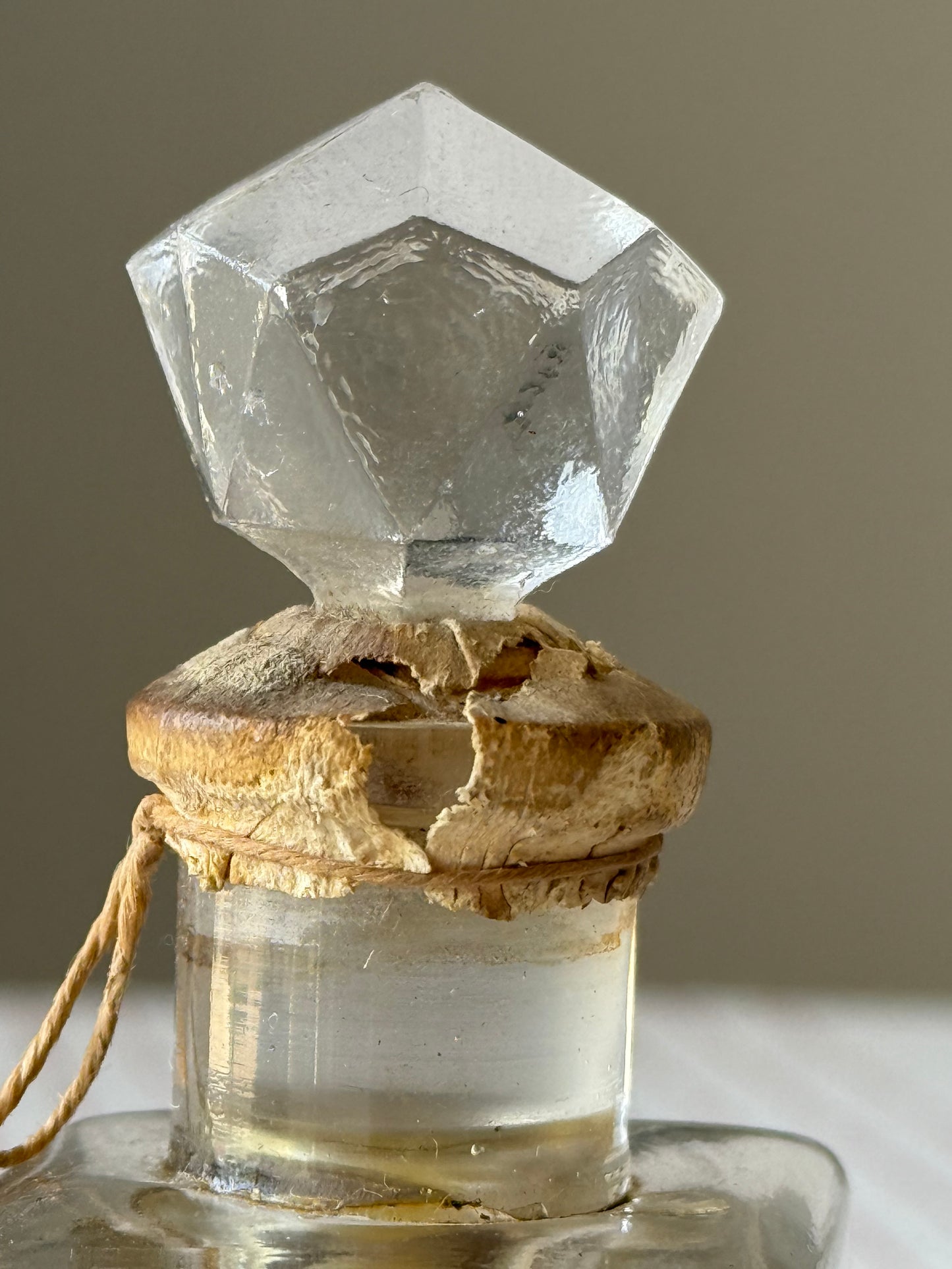 Antique Sealed Peau d’Espagne Perfume by Vinolia, c.1897