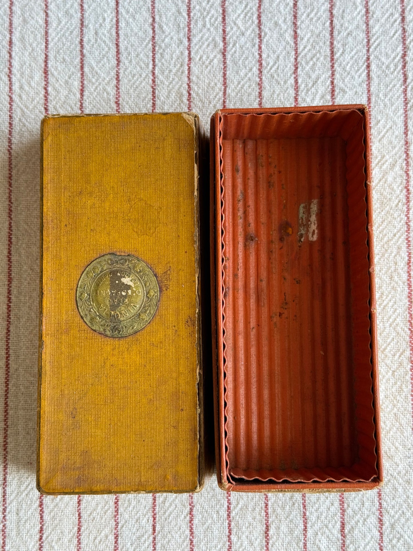 Antique Sealed Peau d’Espagne Perfume by Vinolia, c.1897