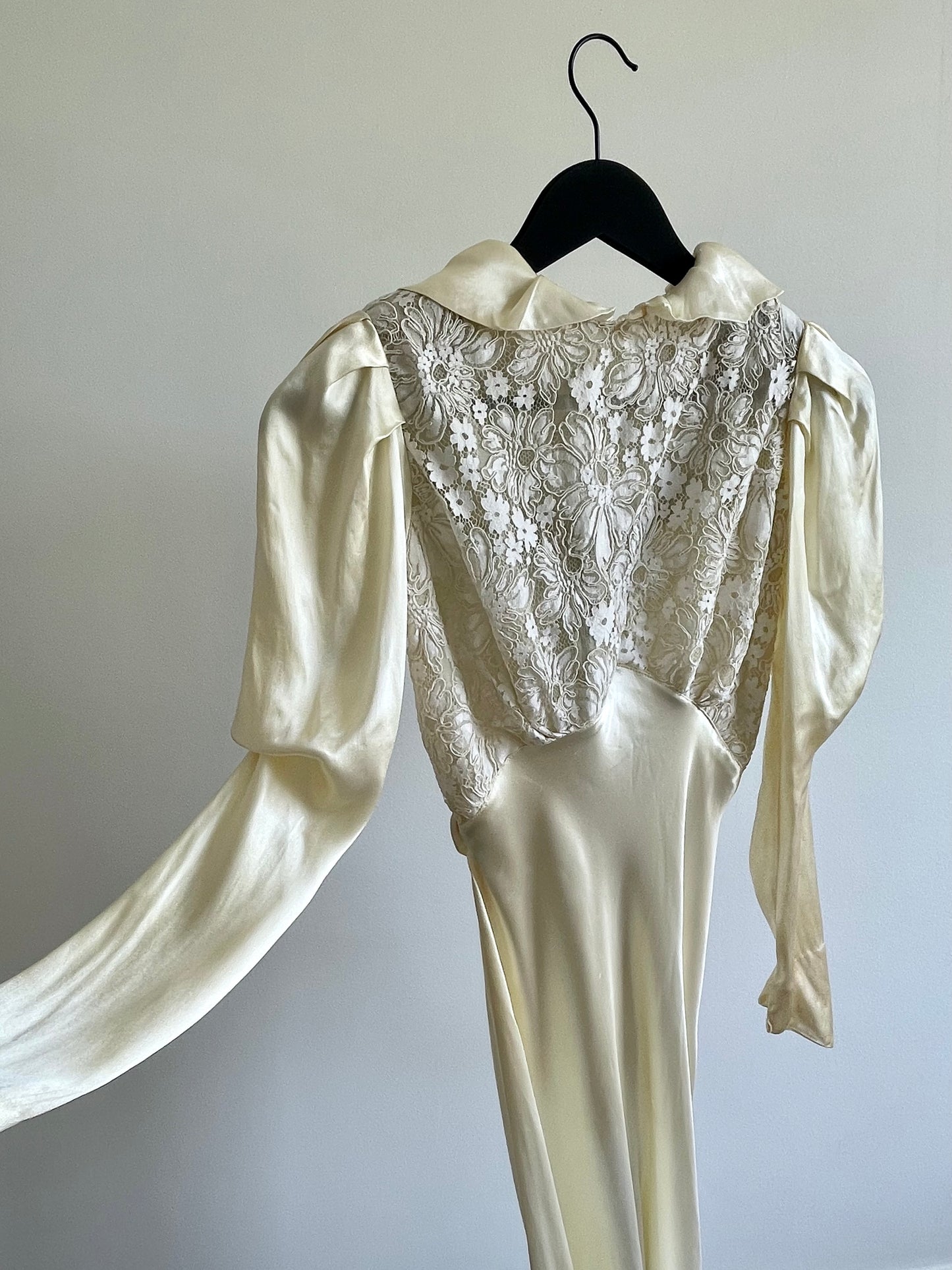 Vintage 1930s Liquid Satin Wedding Gown