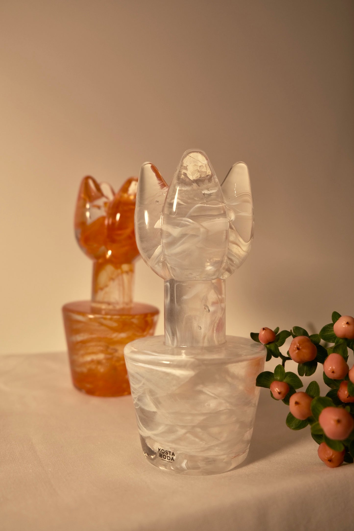 Kosta Boda glass tulips "Flower Power" by Ulrica Hydman-Vallien