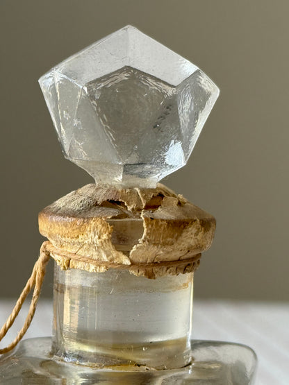 Antique Sealed Peau d’Espagne Perfume by Vinolia, c.1897