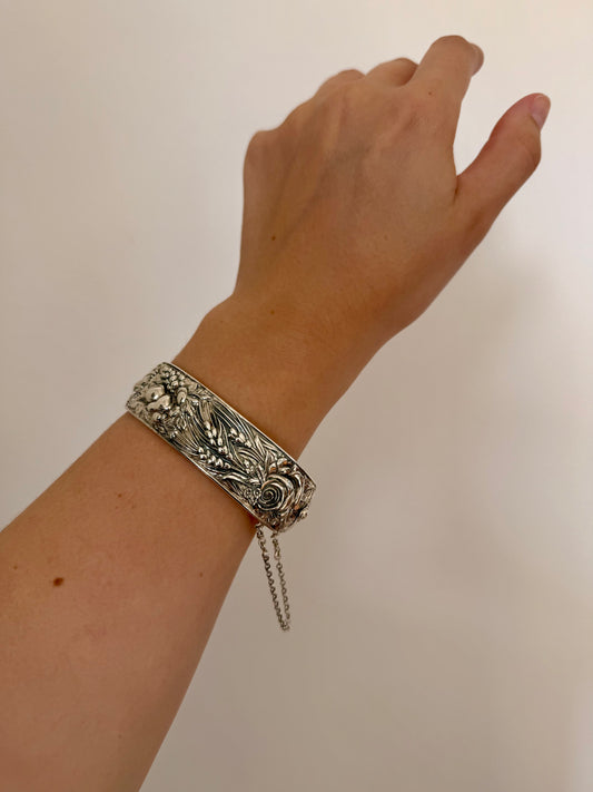 Vintage Silver Repoussé Bangle Bracelet