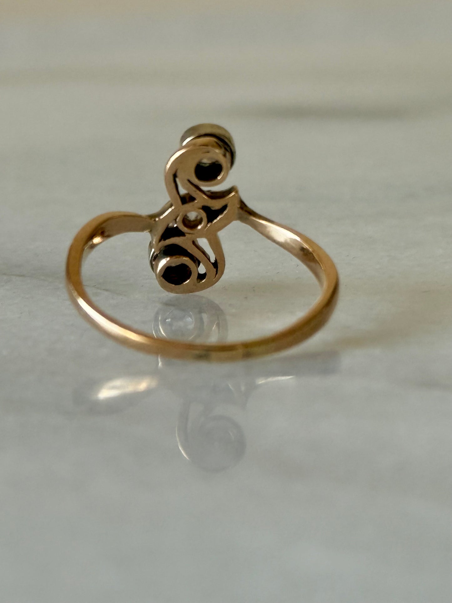 Antique Toi et Moi 14k Gold Diamond Ring