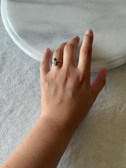 Antique Toi et Moi 14k Gold Diamond Ring