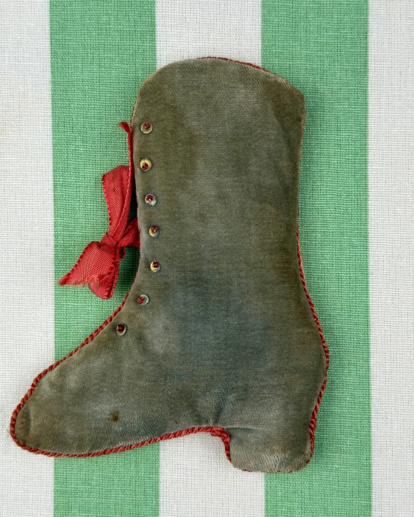 Antique Victorian Needle Case